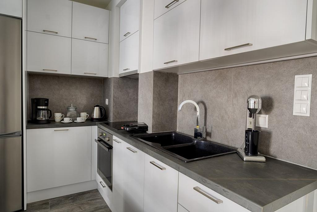 Alpinia N Lotus Apts. Thessaloniki Exterior photo