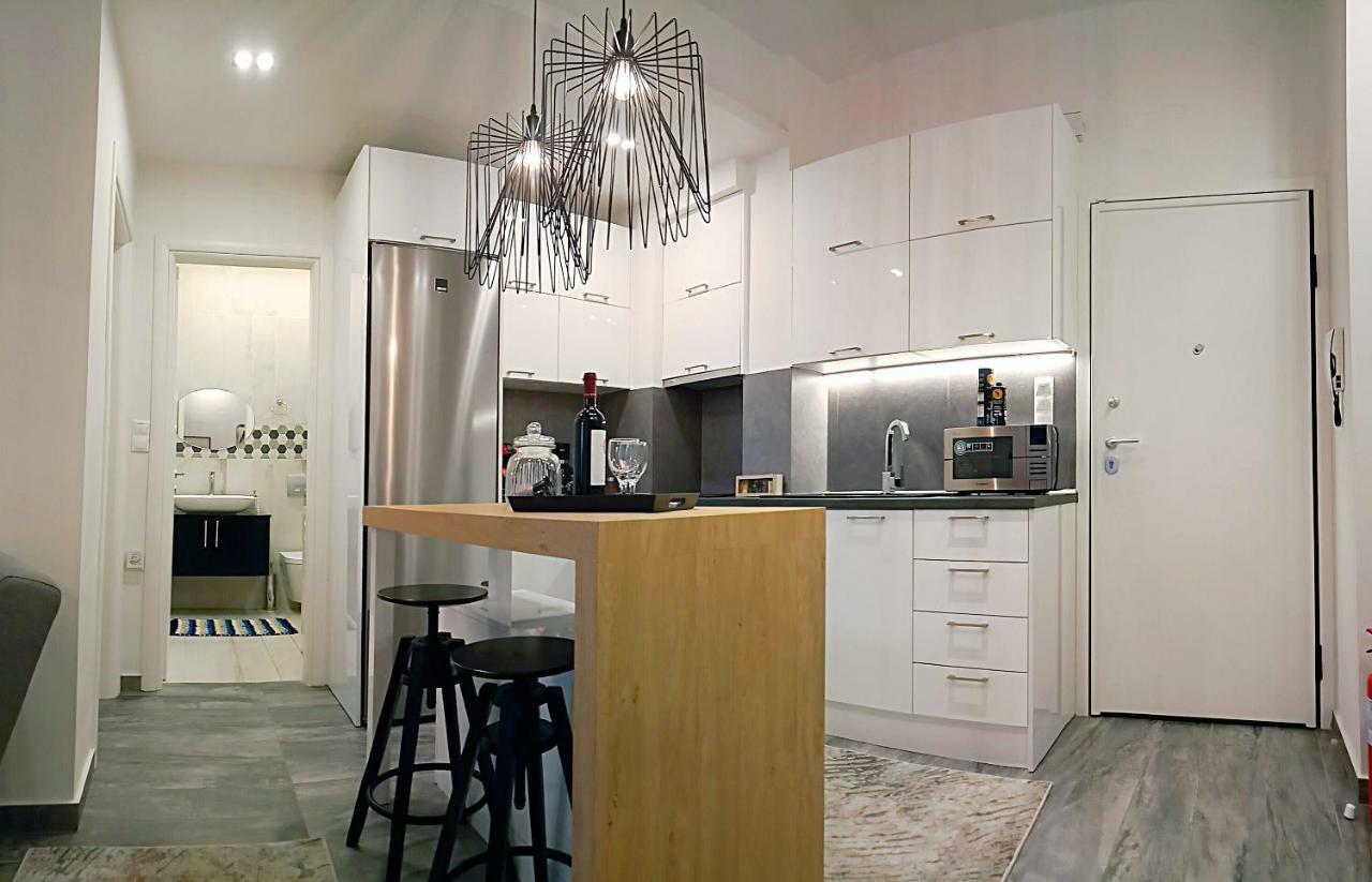 Alpinia N Lotus Apts. Thessaloniki Exterior photo