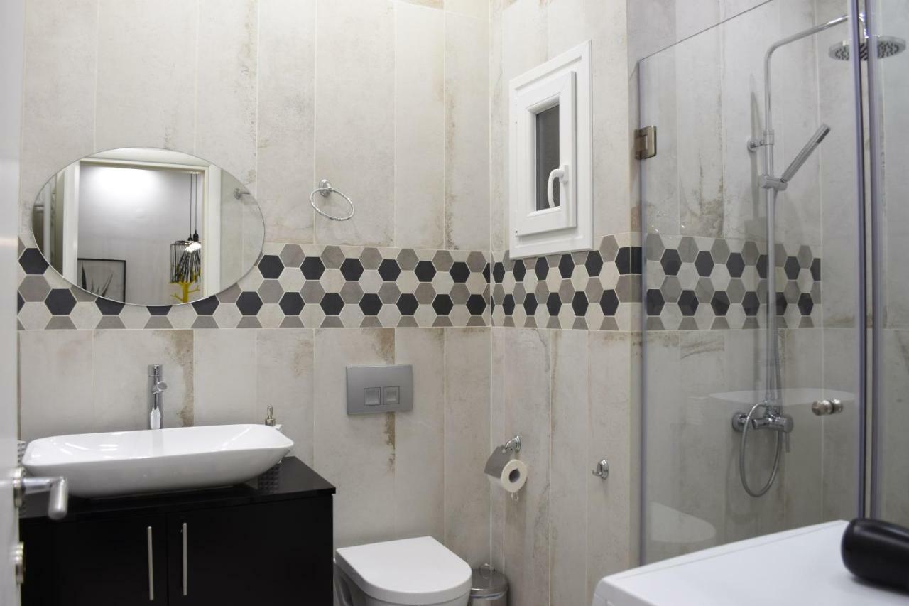 Alpinia N Lotus Apts. Thessaloniki Exterior photo